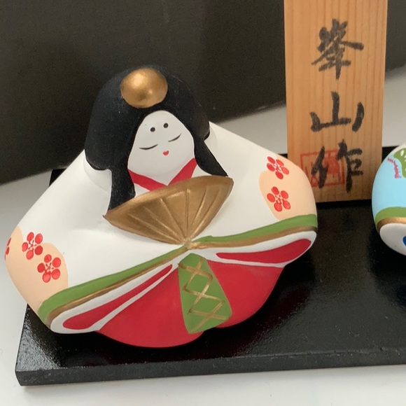 Porcelain Japanese Wedding Dolls Decor - Picture 3 of 11